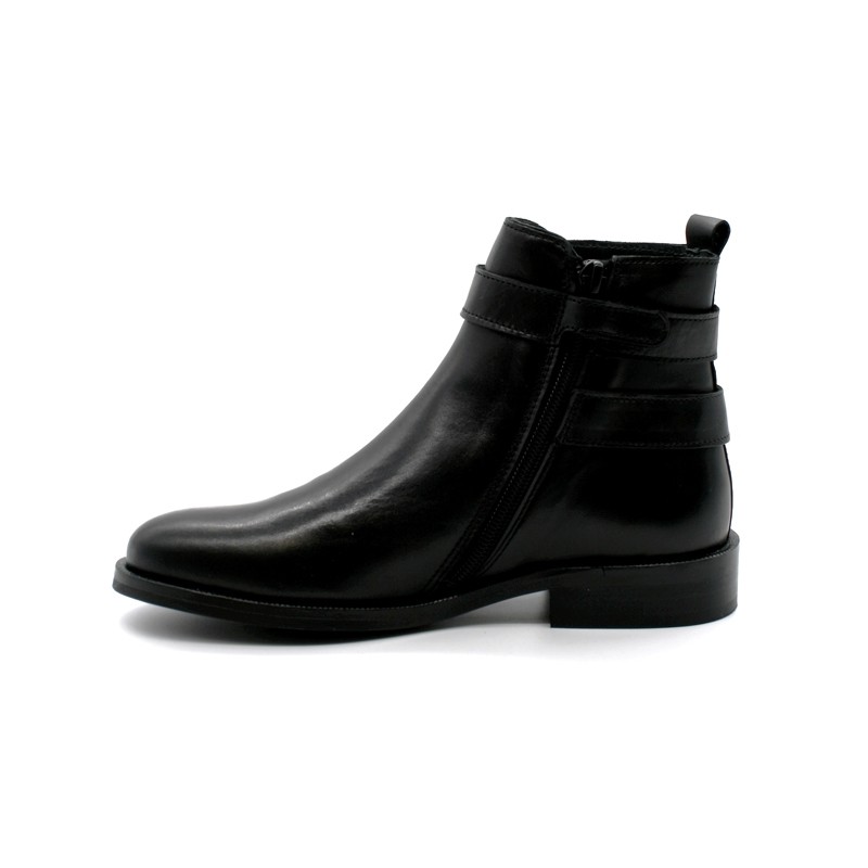 boots little mary